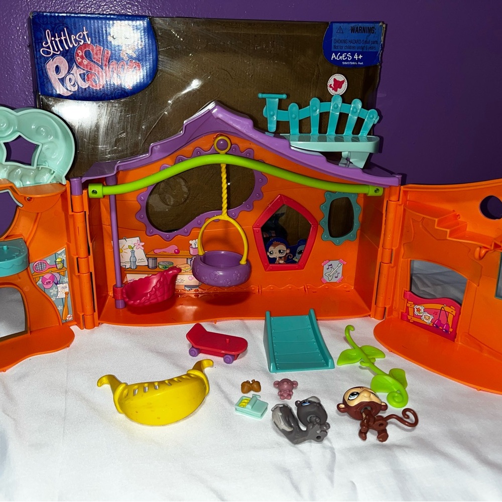 VTG 2008 Littlest Pet Shop Orange Clubhouse w/ Pets #484 #485 + Accs Orig Box